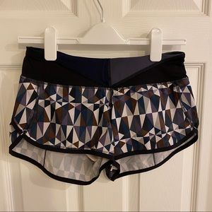 Lululemon Speed Shorts Stained Glass Black Purple